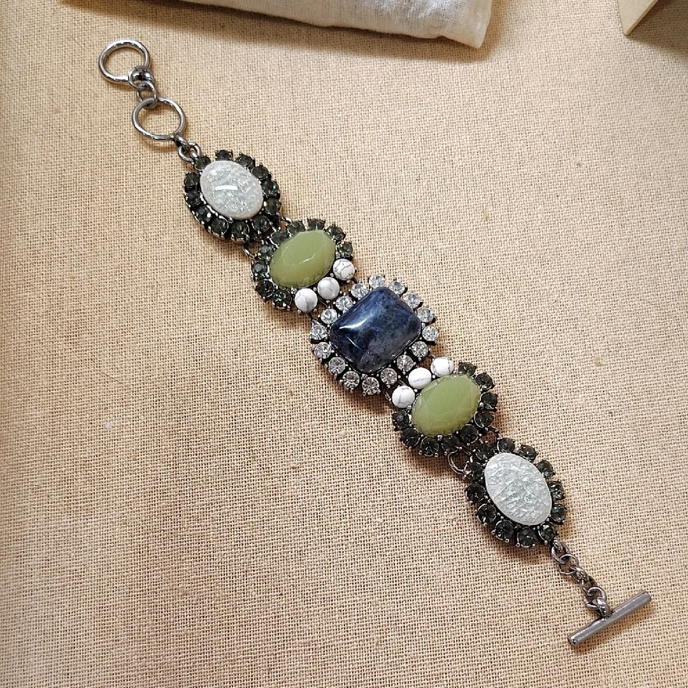 Chloe + Isabel Tangier Toggle Bracelet - Picture 1 of 4